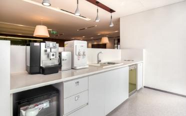 Office - image - 6