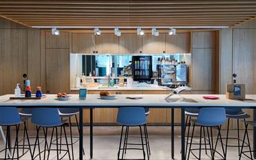 Office - image - 11