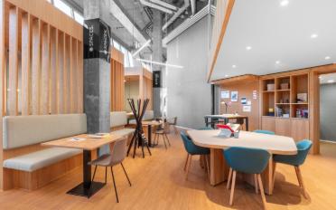 Office - image - 5