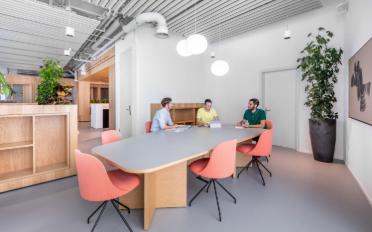 Bureau - image - 1