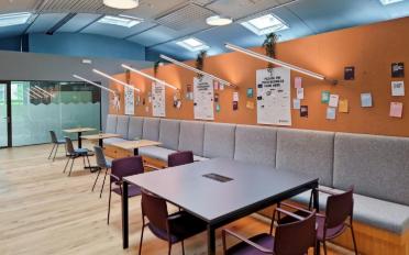 Office - image - 4