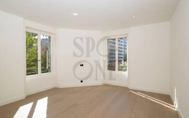 Apartment 8 rooms - image - 11