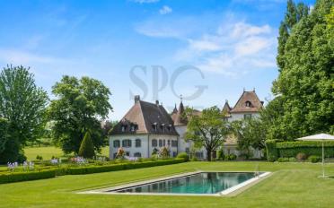 Château 16 pièces - image - 2