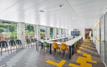 Office - image - 9