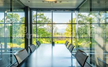 Office - image - 10
