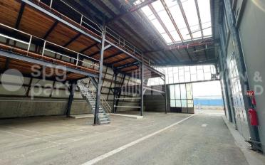 Commercial - image - 8