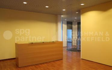 Commercial - image - 4