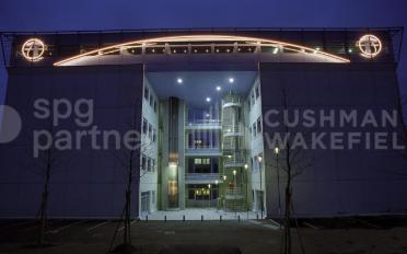 Commercial - image - 8