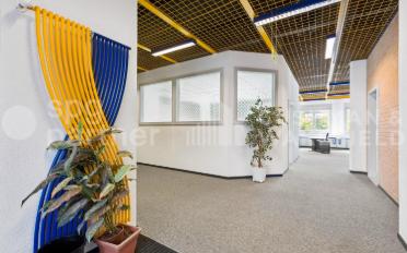 Office - image - 7