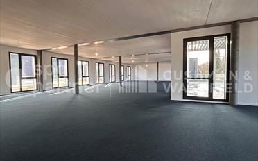 Office - image - 5