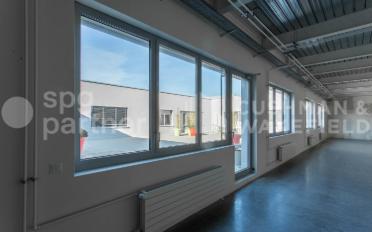 Office - image - 12