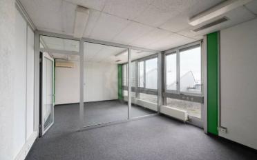 Office - image - 4