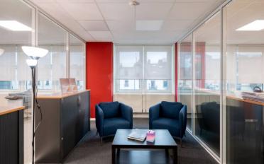 Office - image - 4