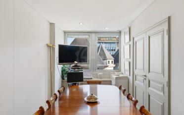 Office - image - 8
