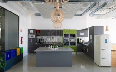 Office - image - 4