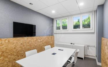 Office - image - 7