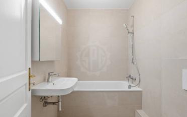 Apartment 4 rooms - image - 8