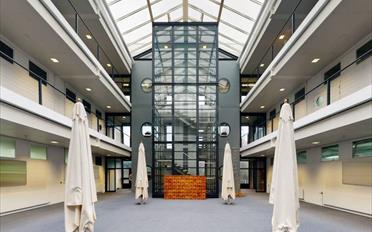 Mixed use property - image - 5