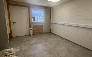 Office - image - 8