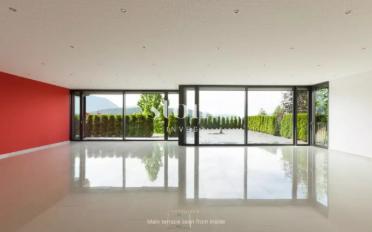 Maison 10.5 pièces - image - 1