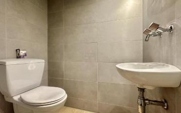 Apartment 6 rooms - image - 9