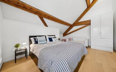 Single house 12 rooms - image - 13