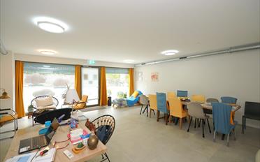 Commercial - image - 5
