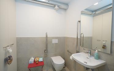 Commercial - image - 4