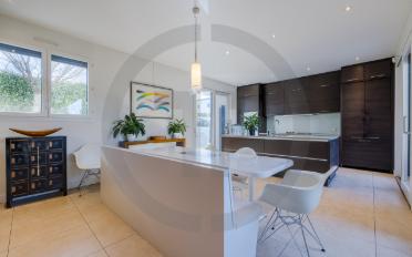 Maison jumelée 8 pièces - image - 2