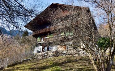 Einfamilienhaus 7.5 Zimmer - image - 1