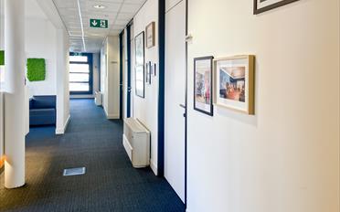 Bureau - image - 12