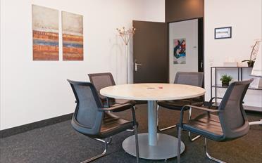 Office - image - 8