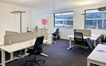Office - image - 10