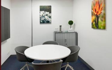 Office - image - 4