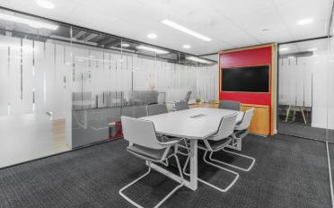 Office - image - 4