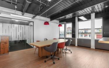 Office - image - 4