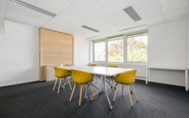 Office - image - 5