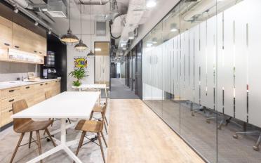 Office - image - 7