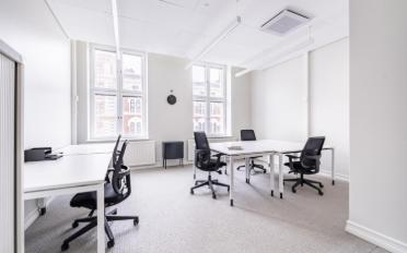 Office - image - 4