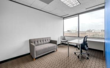 Office - image - 10
