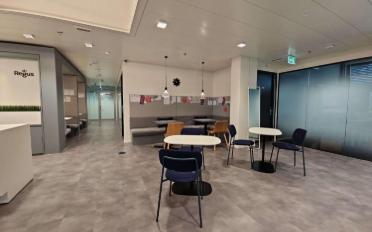 Office - image - 9