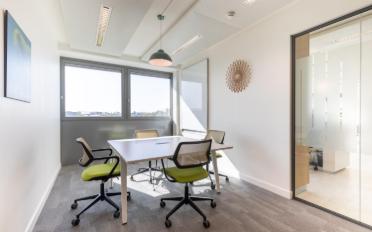 Bureau - image - 1
