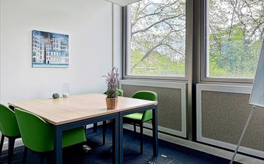 Office - image - 11