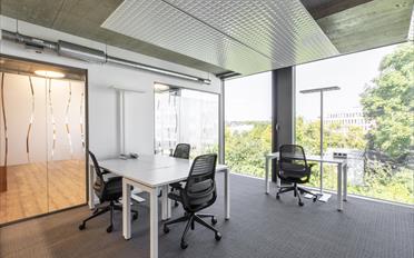 Office - image - 4