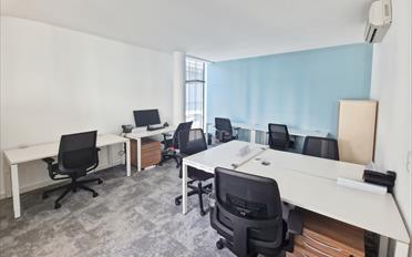 Office - image - 16