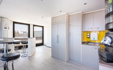 Office - image - 6