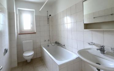 Apartment 4 rooms - image - 7
