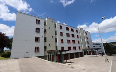 Apartment 4 rooms - image - 2