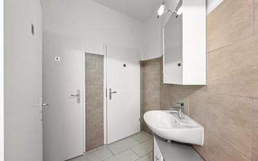 Office - image - 9
