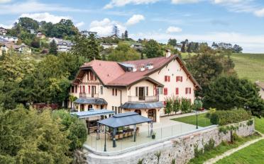 Villa 20 Zimmer - image - 2